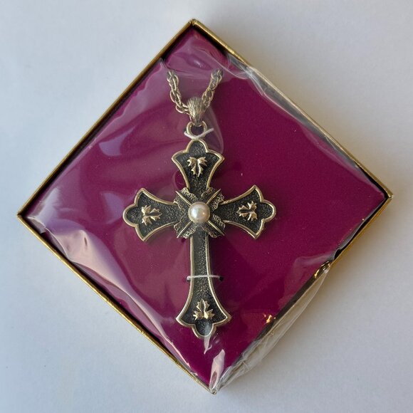 VINTAGE NEW Sarah Coventry 1975 Limited Edition Peace Cross - Picture 3 of 6